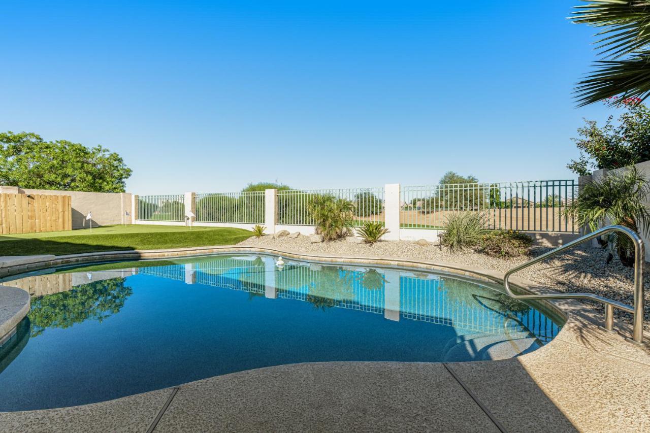 Pura Vida Villa Goodyear Luaran gambar